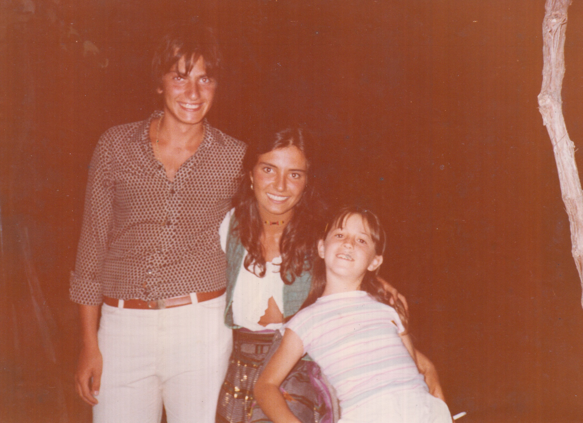 Aos 16 anos, Galluzzi com primas na Itália. Na foto: Luiz Galluzzi, Gabriela Galluzzi (prima), Cláudia Calia.