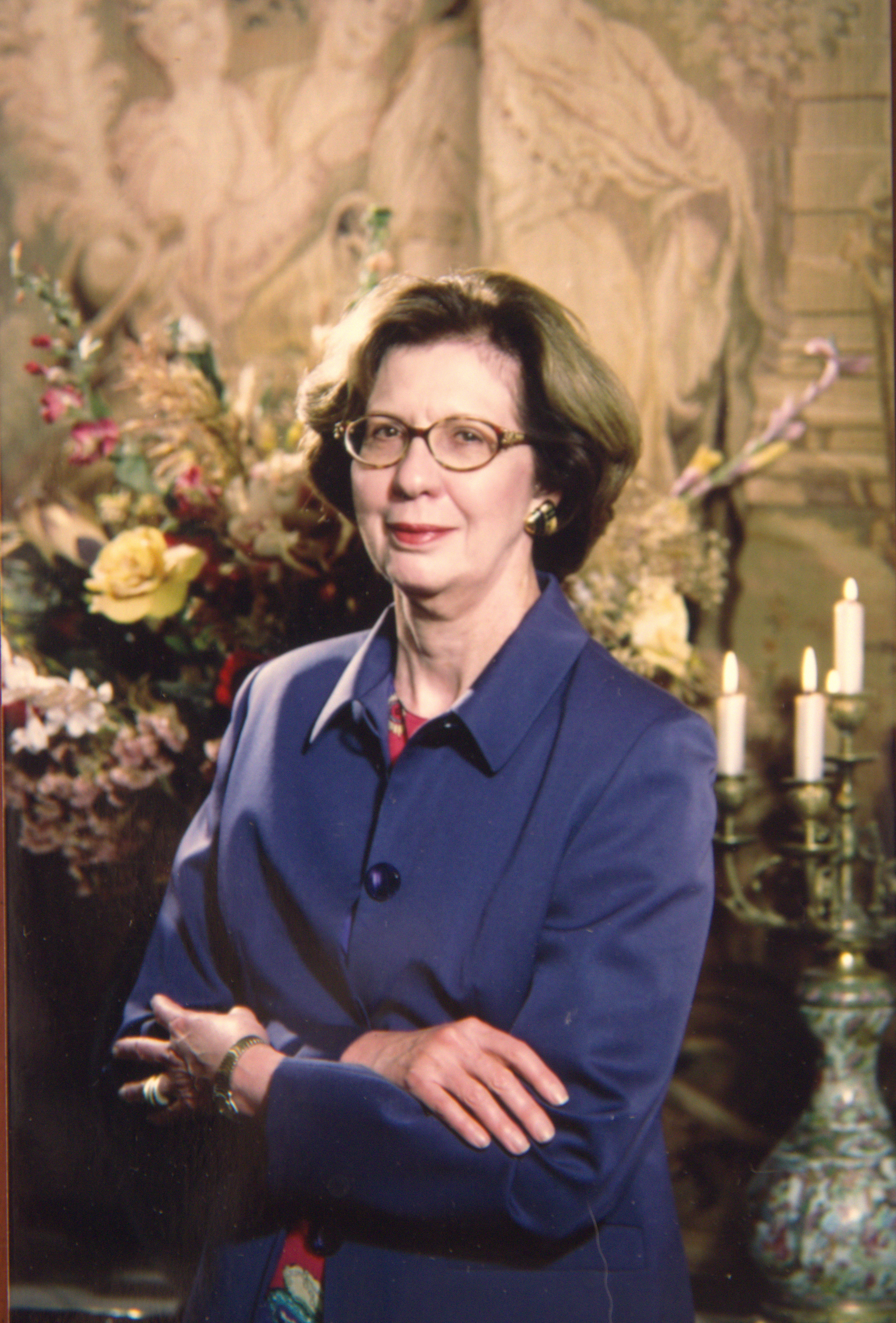 Retrato oficial feito por ocasião em que Thereza Quintella foi embaixadora em Viena, entre 1992 e 1994.