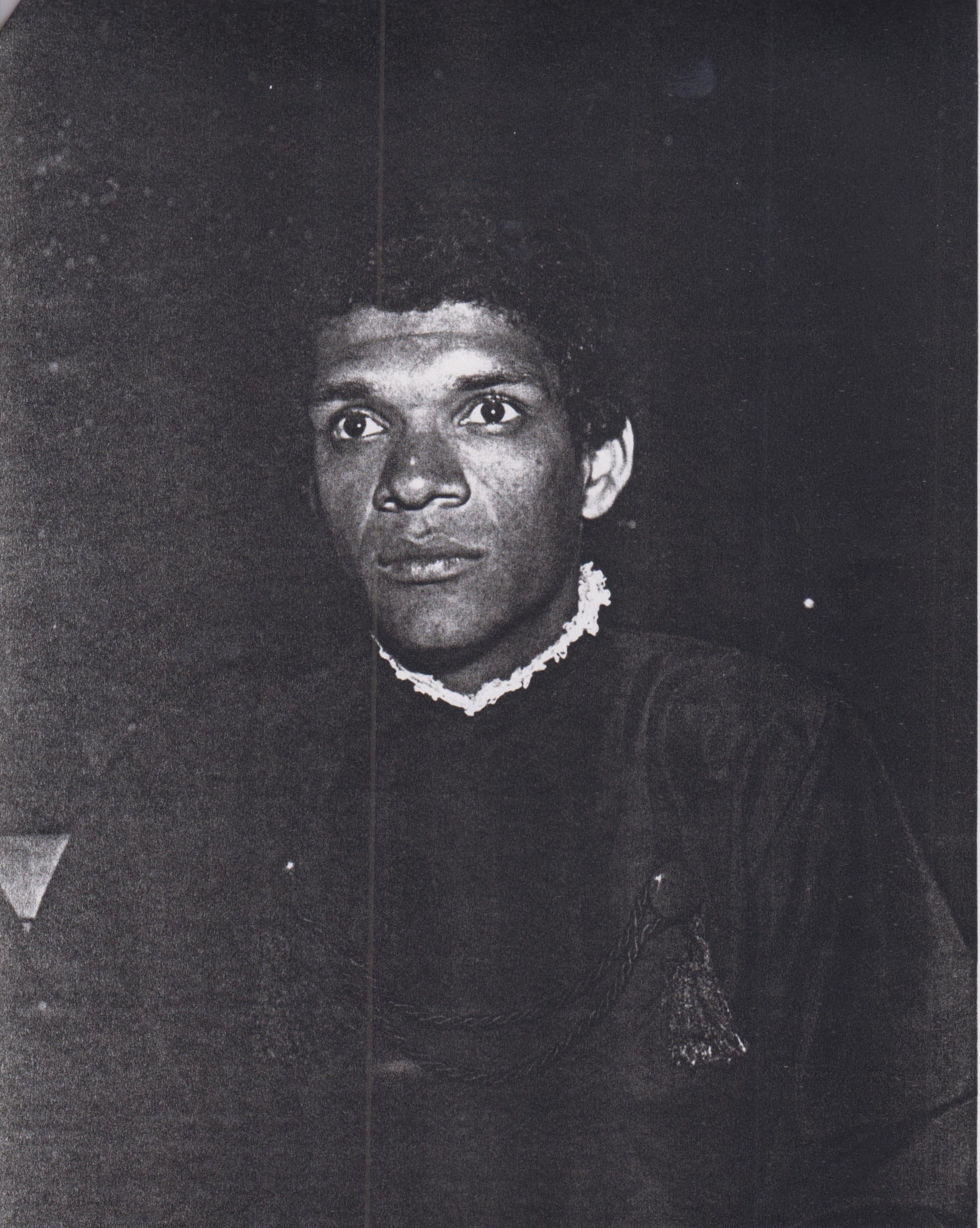 Foto de Geraldo na missa de sua formatura em Educação Física na Catedral da Sé em São Paulo. A colação de grau foi no anfiteatro da universidade Mogi das Cruzes e o baile no Tênis Clube Paulista. Geraldo tinha 26 anos nessa ocasião. Começou a estudar Química na Faculdade Oswaldo Cruz mas acabou optando pela Educação Física em 1976. A turma de Geraldo é muito unida, todos tinham apelidos, Geraldo era 