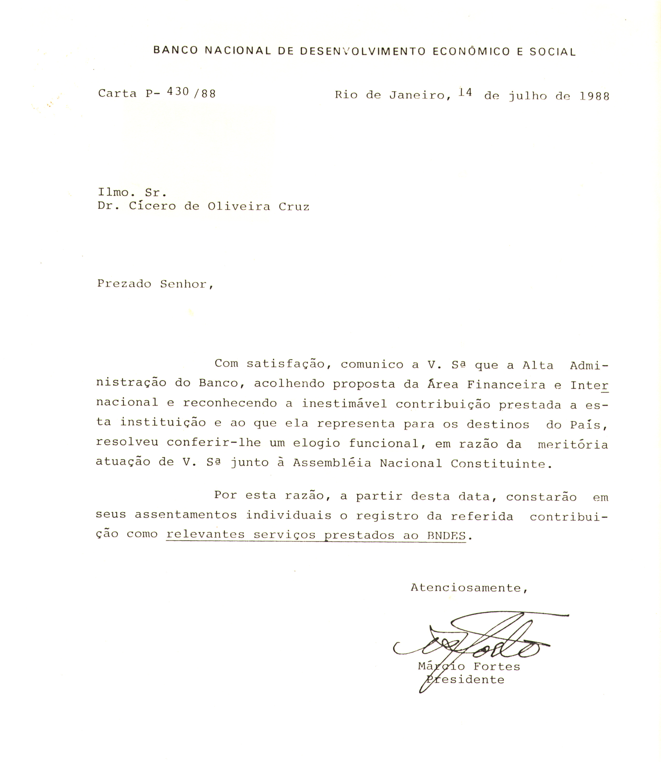 Resposta acatando e sacramentando o memorando de elogio funcional.