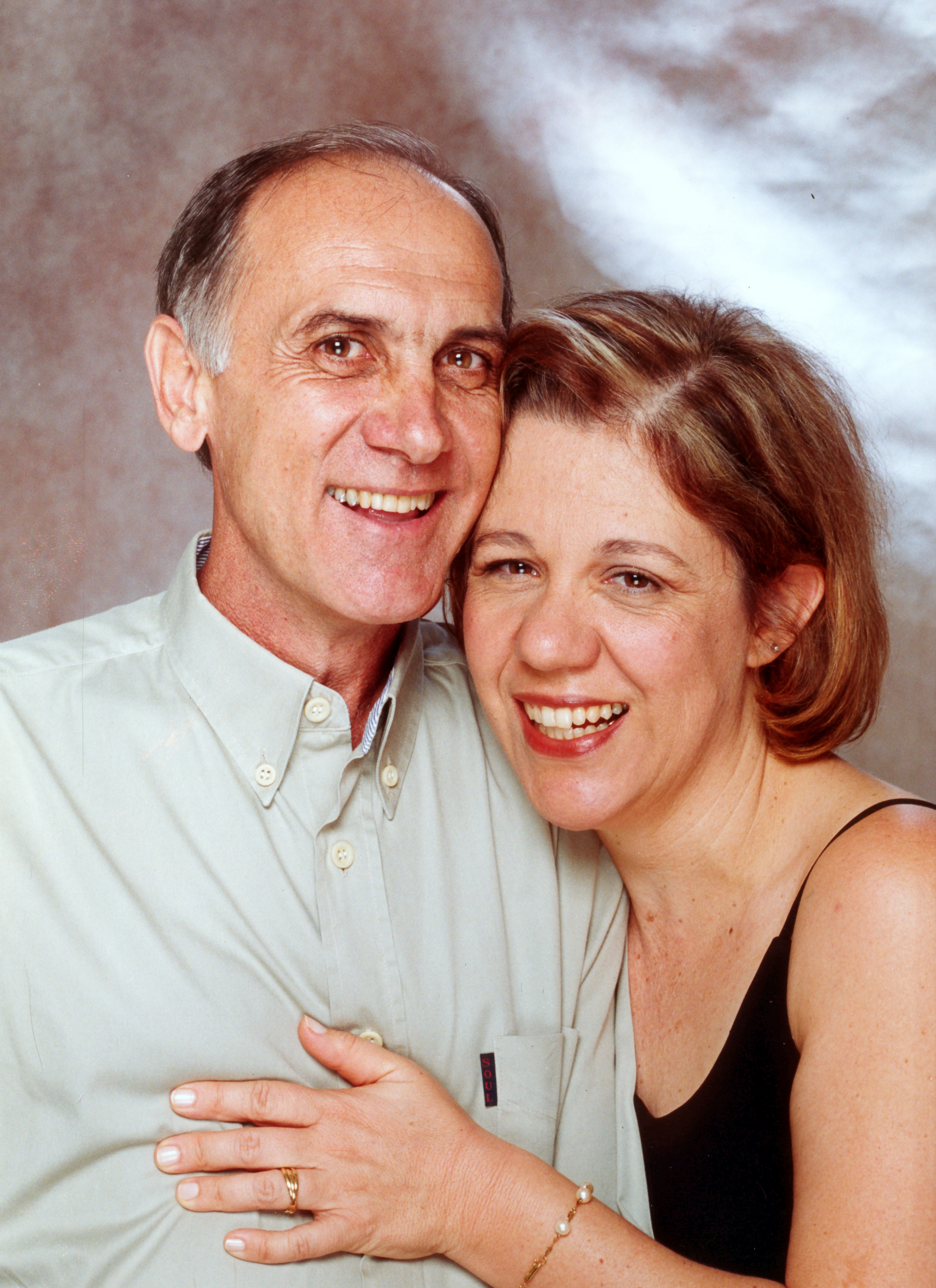 Alaerte Machado e a esposa Ana Cristina em retrato de estúdio.