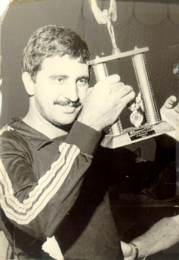 José Antonio recebeu o troféu do XI Campeonato Interno de Futebol da Companhia de Telecomunicações do Brasil Central (CTBC), no Centro Esportivo e Social Alexandrino Garcia (CESAG). O time do DML (Departamento de Material), do qual era capitão e goleiro, ficou em quarto lugar na classificação geral.
