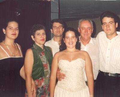 Festa de Bodas de Prata de Cândido Cotta Pacheco e Márcia. Na foto: Flávia, Márcia, Marcelo, Pablo e Raquel.