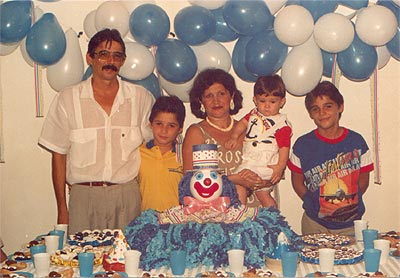 Armando com a esposa Angélica e os filhos Thiago, Pedro e Bruno
