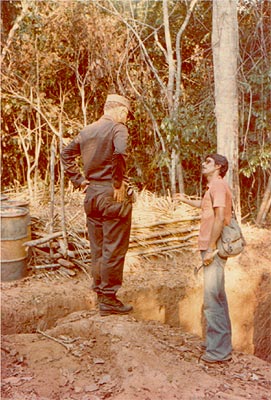 Armando Cordeiro com General Valdemar (Comandante do 8º RM onde há ocorrência de ouro 3A do Alvo Babaçu).