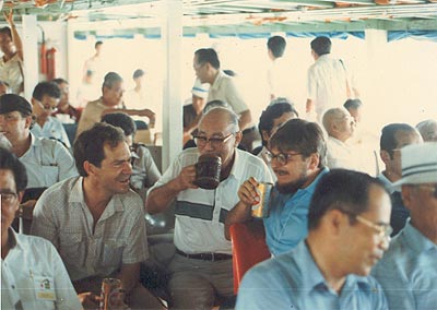 Visita dos dirigentes japoneses da Albrás. Na foto (da esq. p/ a dir.): Elias, Isao Kawaguchi (presidente) e Fausto.