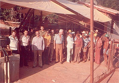 Inauguração da planta piloto da usina de beneficiamento de ouro da jazida de Babaçu-Mamão.