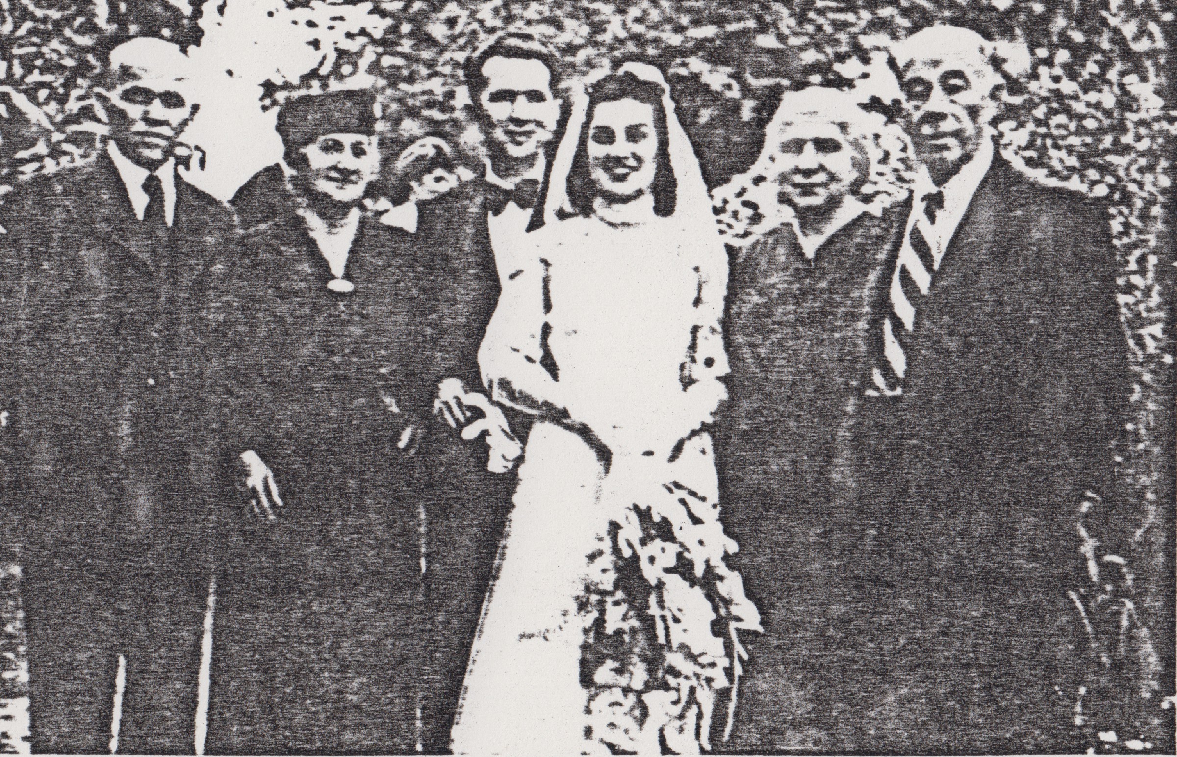 Casamento de Franja Hamburguer e Sara Weiss. Foto dos noivos e familiares. A cidade de Debeljaca pertencia a antiga Iugoslávia.