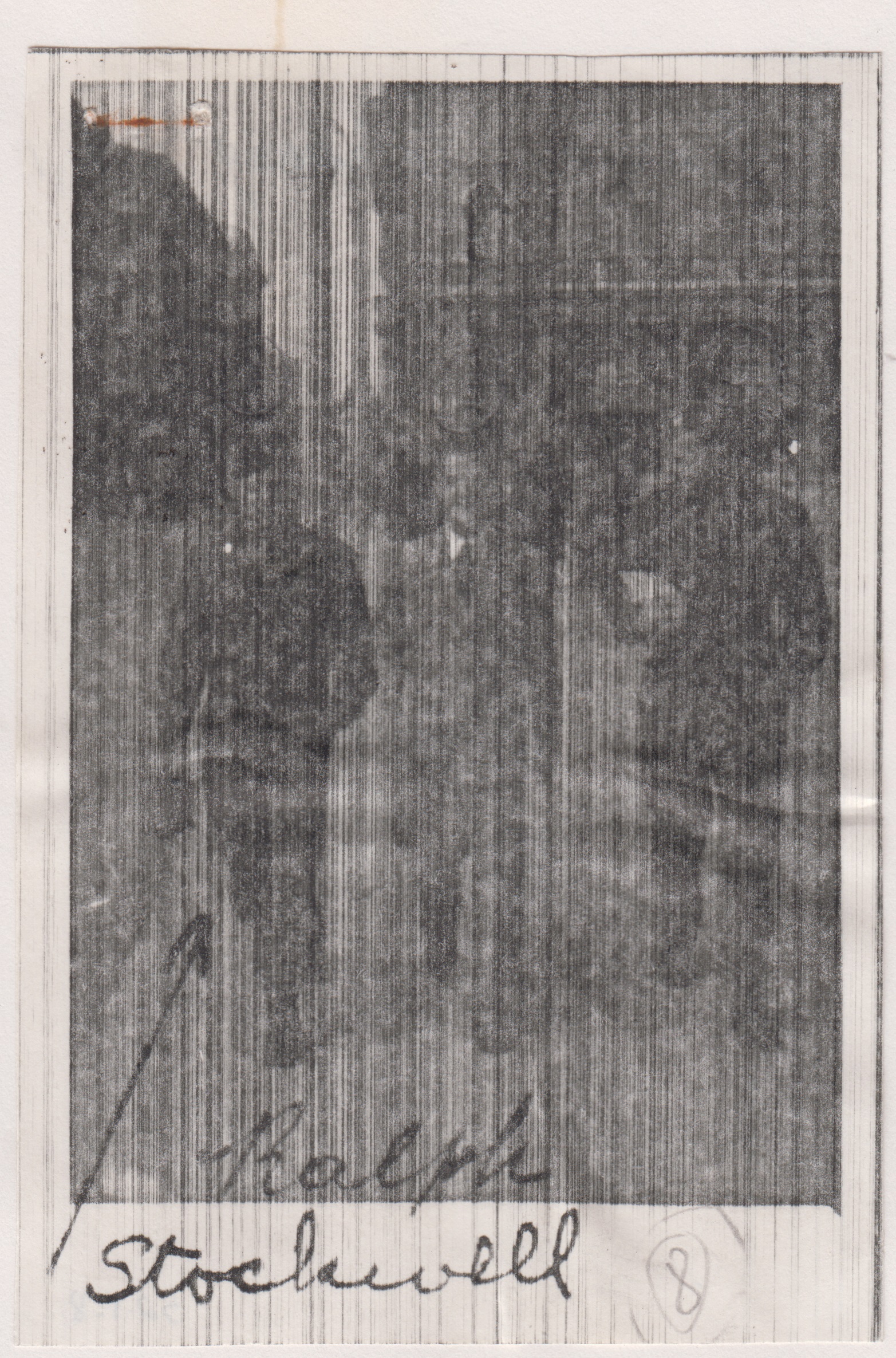 Jack Franco passeando com soldados americanos após o fim da Segunda Guerra Mundial. Os soldados foram recomendados pelo seu tio de achar Jack e seu irmão Aron. Da esquerda para a direita: Ralph Stockwoell, Jack Franco e desconhecido.