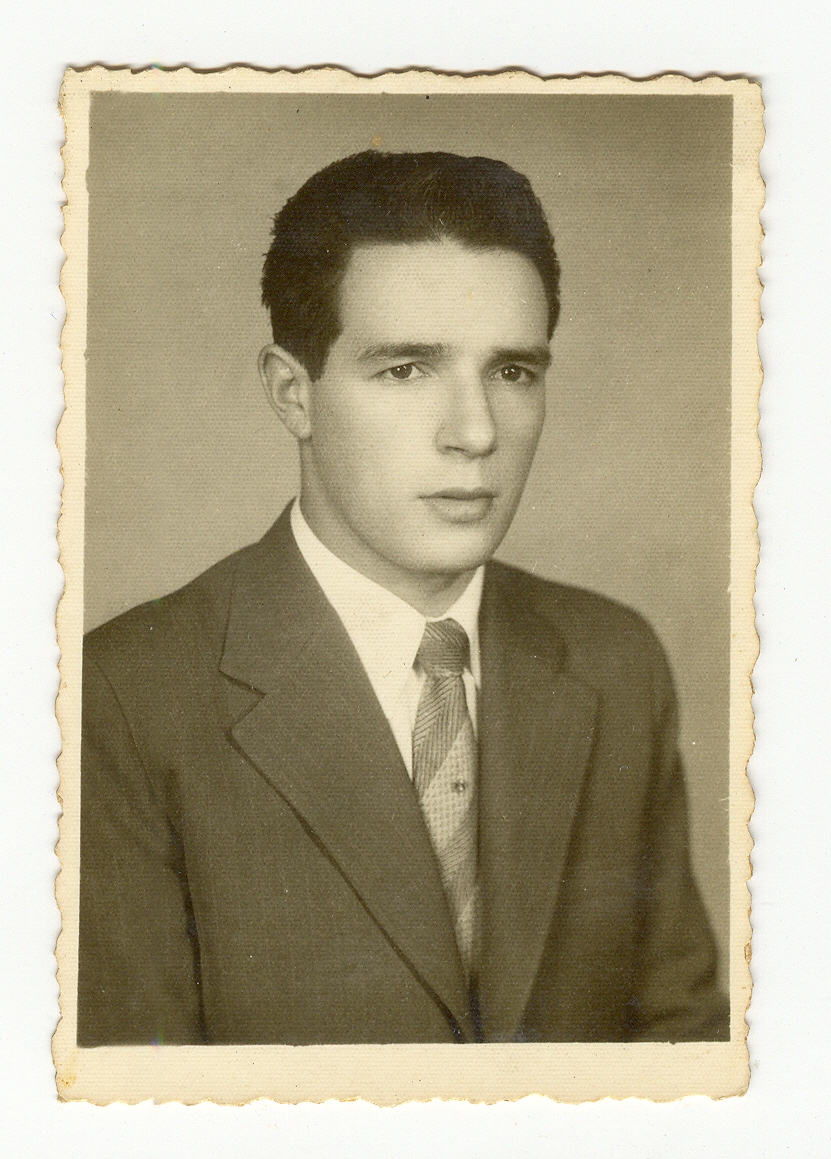 legenda: Antonio Barandas, irmão Acácio Barandas e primeiro sócio da lavanderia Lavanderia Flor da Tijuca.