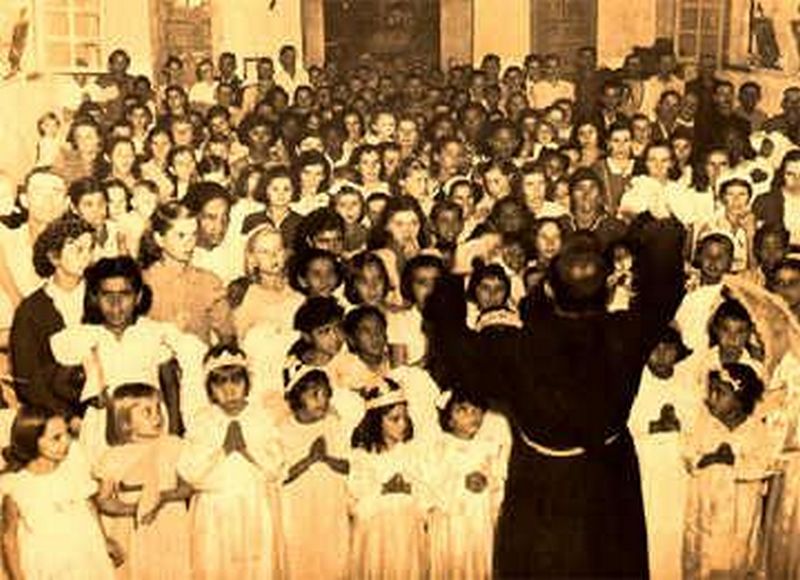 Juvenal Capato participou de procissão, que era feita da fazenda até a cidade, pedindo que chovesse para que as famílias não perdessem a colheita.
