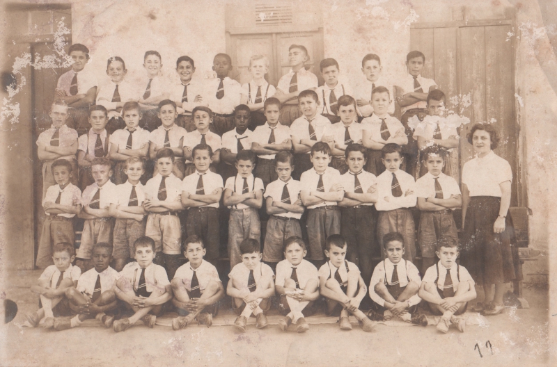 Turma do Ginasio, em Presidente Altino, Osasco/SP. Professora Dona Didi.