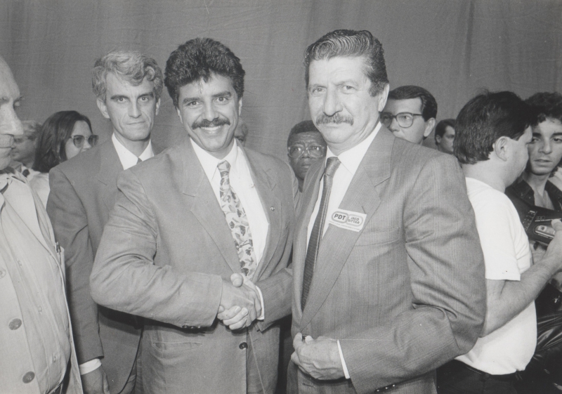 Encontro de autoridades. Presentes na foto: Prefeito Jacó Bittar, 1º Presidente do Partido dos Trabalhadores Deputado Federal Beto Mansur. Prefeito de Santos. 1º Secretário Câmara Federal.