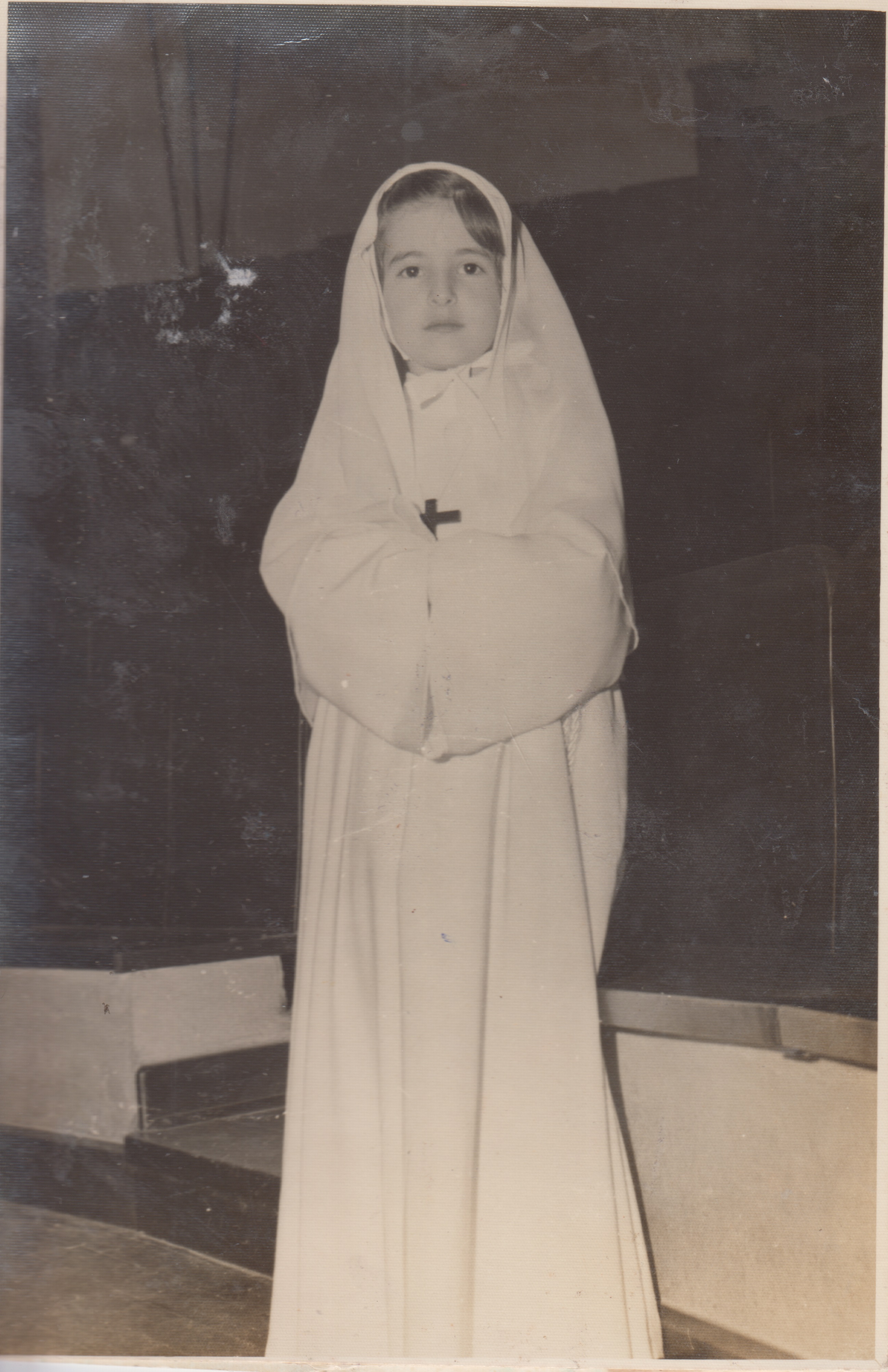 Imagem da primeira comunhão de Silvia no Colégio Sion.