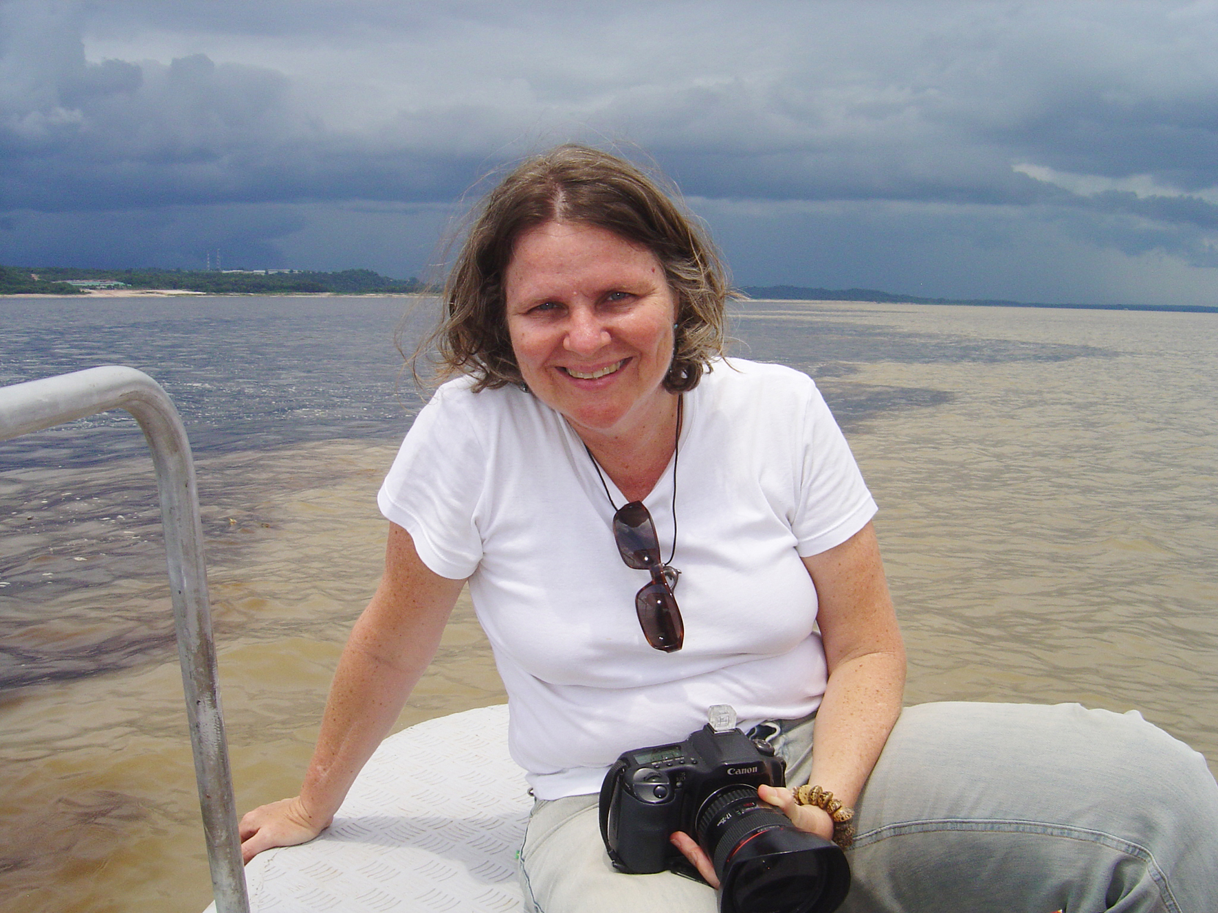 Encontro do Rio Negro com Solimões, durante o projeto 200 anos do Banco do Brasil