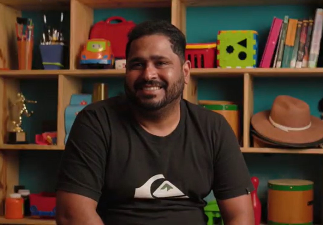 O orgulho do menino das palafitas da Vila Esperança