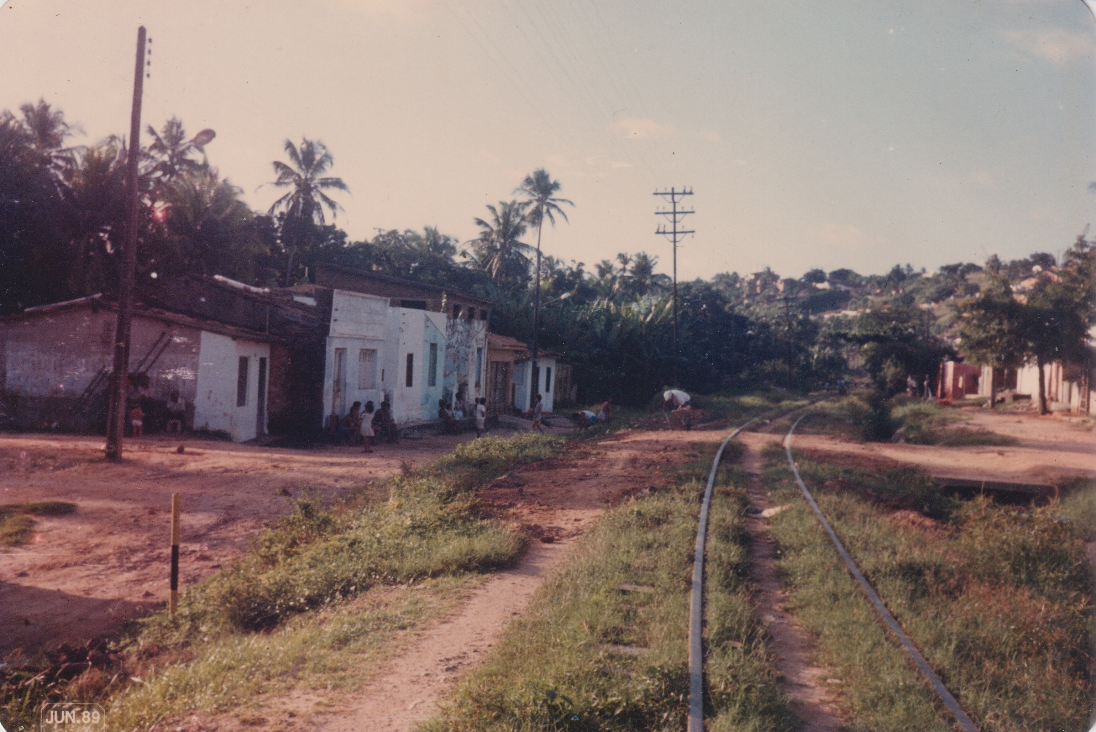 Rua Francisco de Menezes em 1989, foto tirada pelo próprio Aguinaldo antes da construção do conjunto Vale do Mundaú.