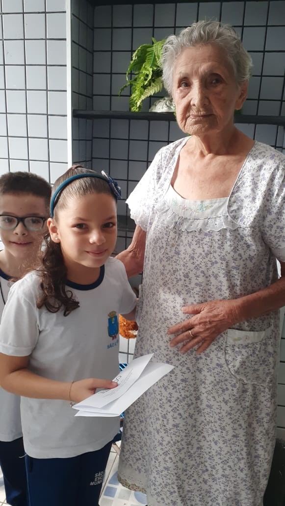 SENHORA DE 91 ANOS, MORADORA DA RUA CÂNDIDO RIBEIRO