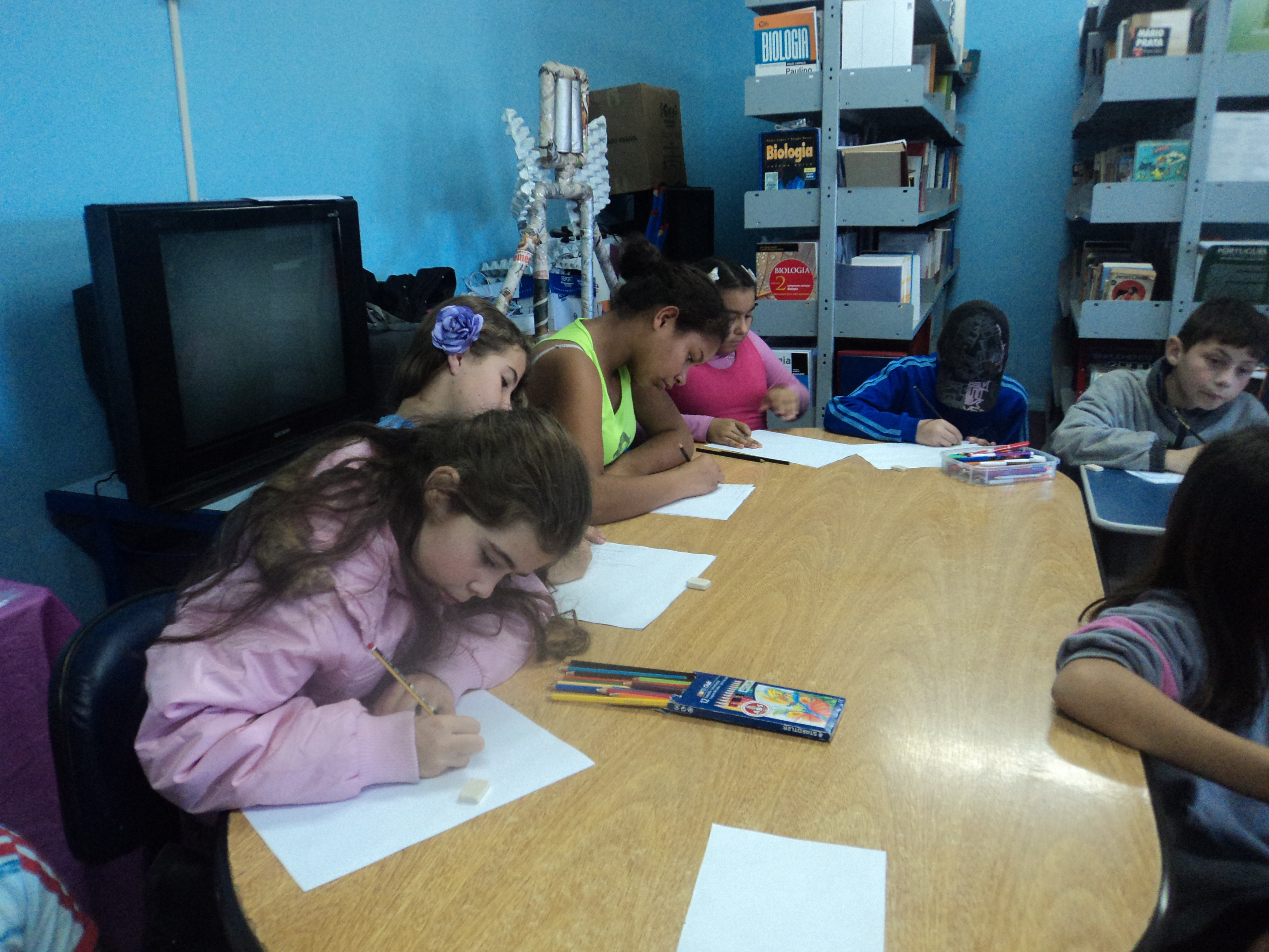 personagem: ALUNOS<br>historia: MOMENTO DA ENTREVISTA.<br>