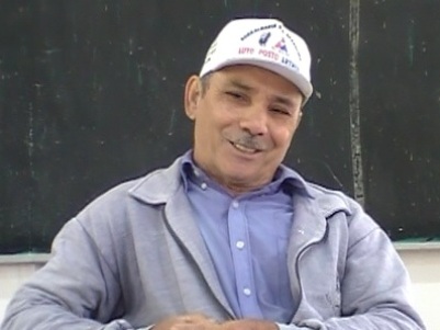 personagem: Domingos da Rosa<br>historia: Senhor Domingos dando a entrevista para os alunos da escola do Bairro Mineiros.<br>
