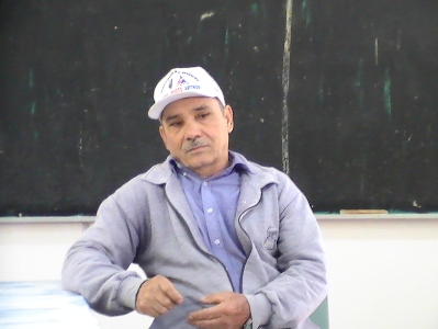 personagem: Domingos da Rosa<br>historia: momentos antes da entrevista, estava tudo pronto para começar.<br>