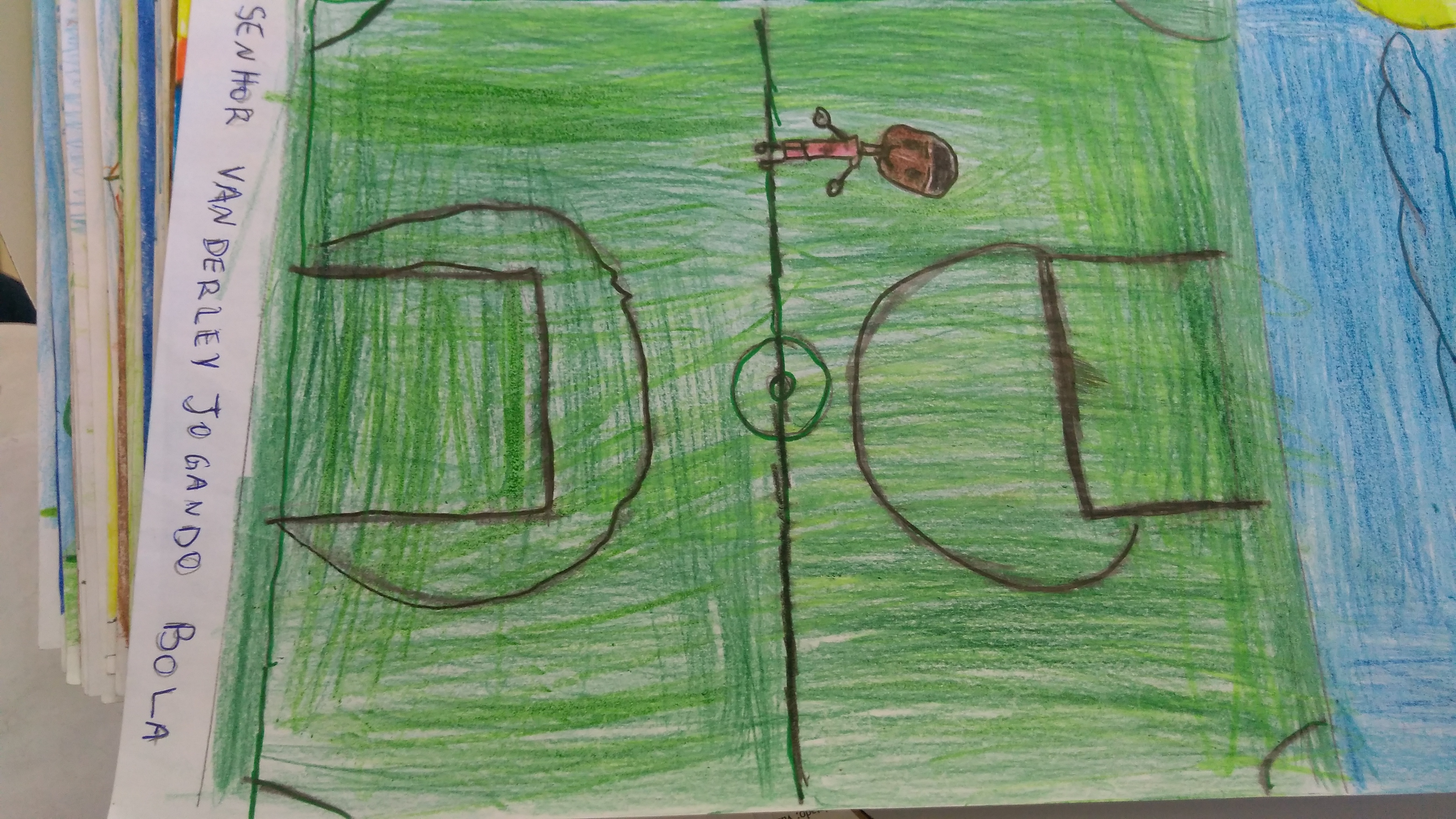 Sr. Vanderlei jogando bola