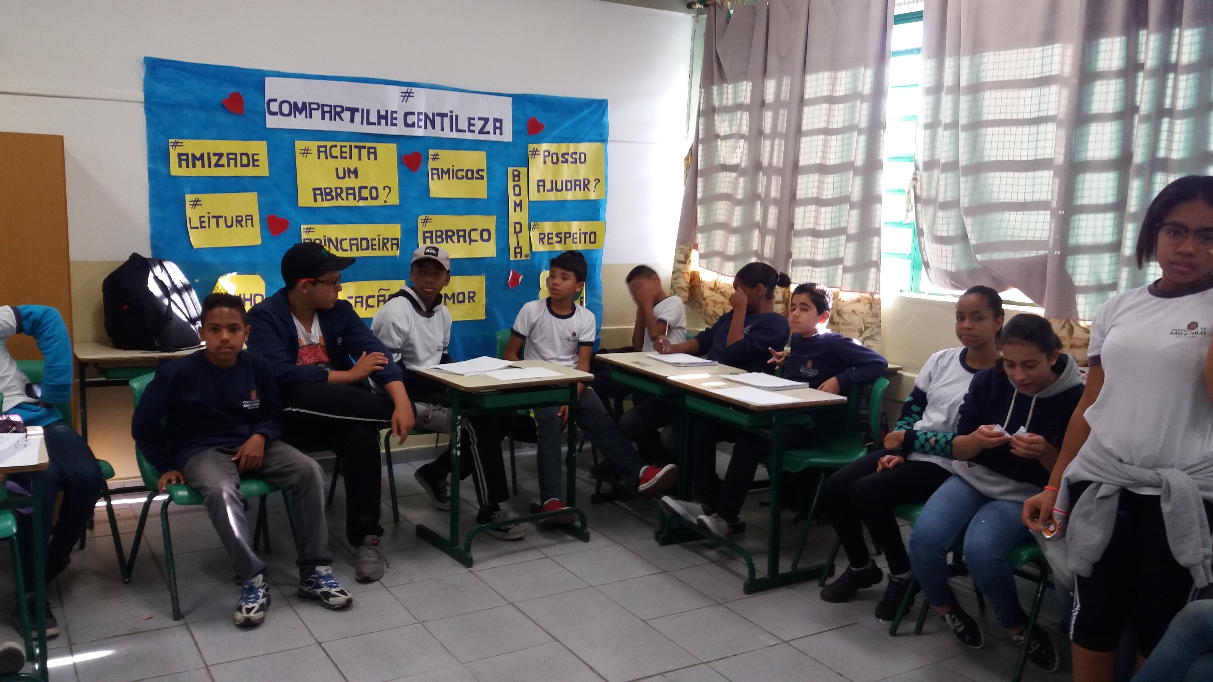 Alunos se preparando para a entrevista