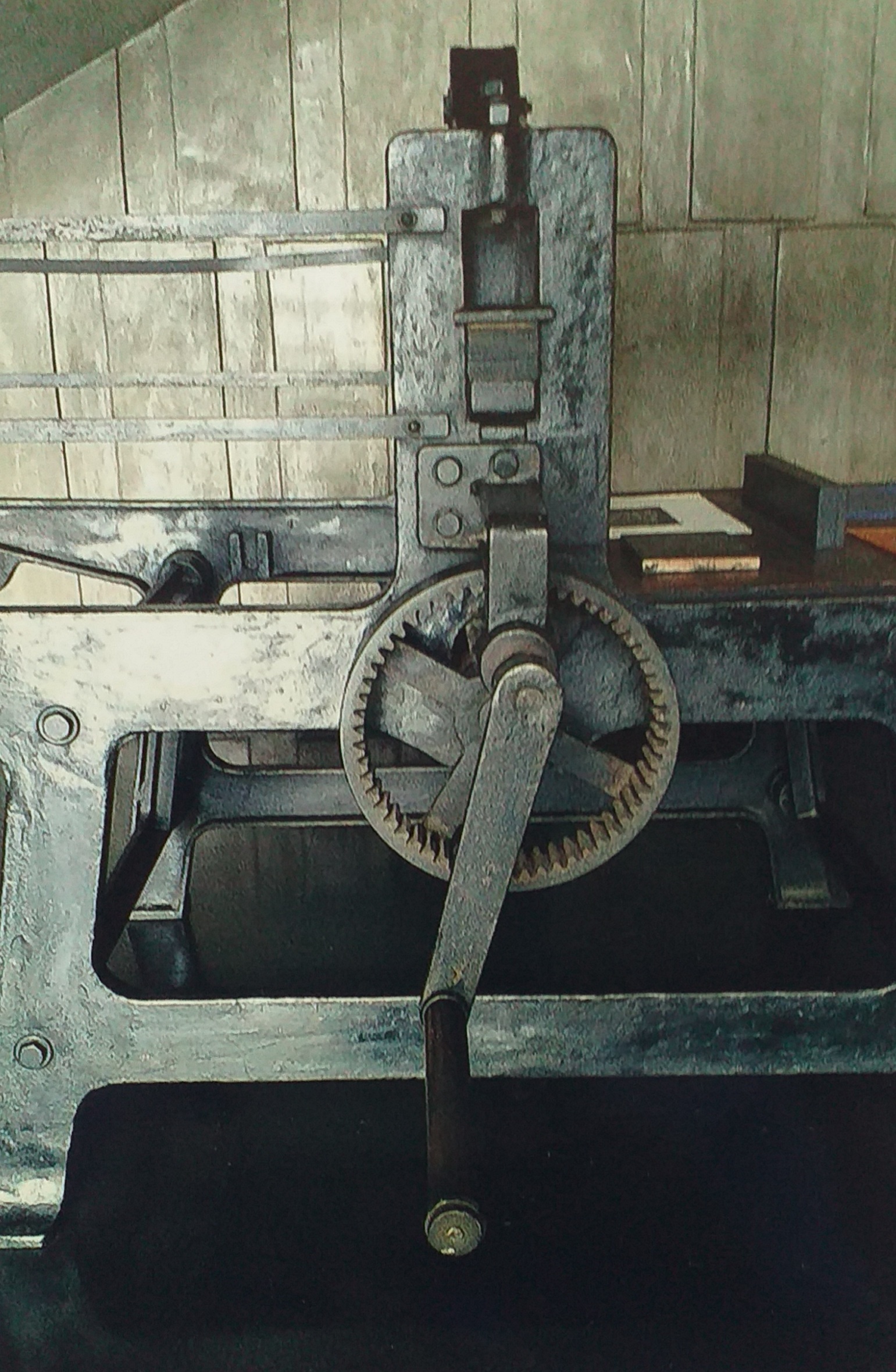 Exposição Multiarte - “Autorretratos” (Xilogravuras - 21x30cm ). Oficina com orientação de Marília Jaci.