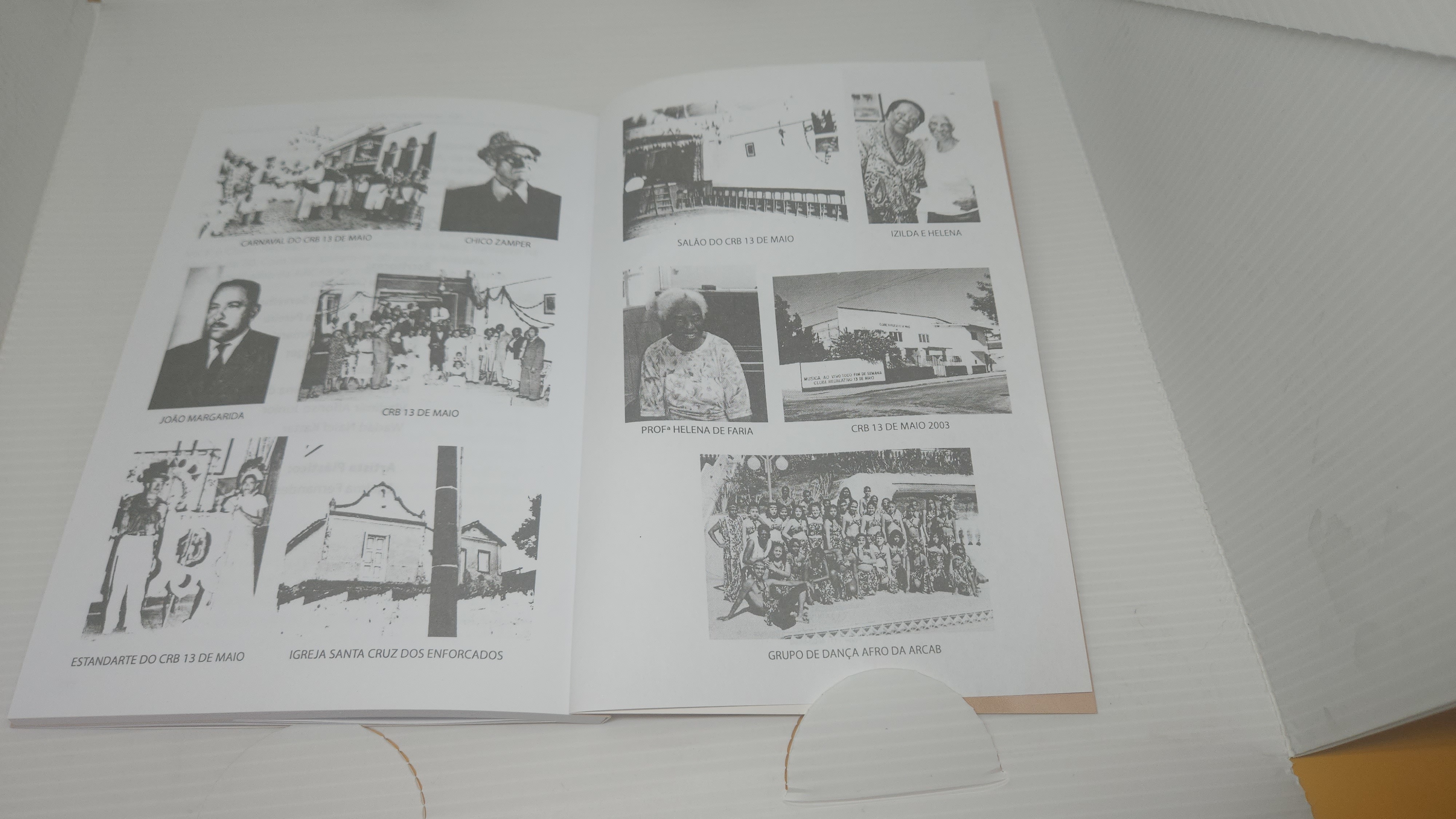 Livro sobre 80º aniversário do Clube 13 de Maio e a influência afro na cultura bragantina. A homenageada foi a professora de matemática Helena Faria, que lecionou por mais de 60 anos. No livro, há imagens de registro da Capela Santa Cruz dos Enforcados, outras personalidades e imagens de família.