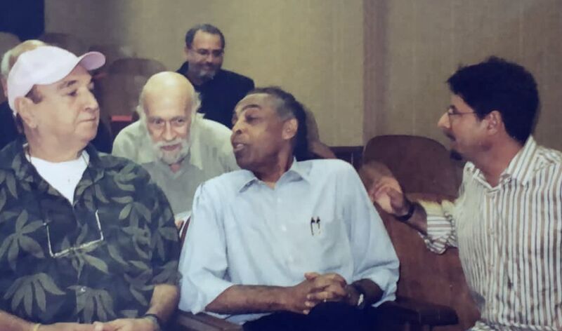 Binho reúne-se com Gilberto Gil, então ministro da Cultura, o cineasta Maurice Capovilla e o músico acreano João Donato na Usina de Arte. Instalada em uma antiga usina de beneficiamento de castanha, no Distrito Industrial de Rio Branco, a Usina consolidou-se como um dos mais importantes espaços de formação e difusão cultural do Acre.