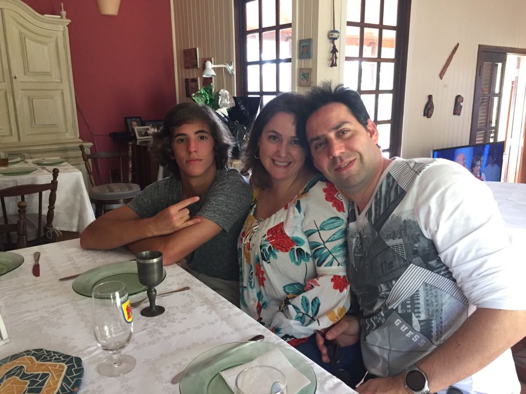 Neto Felipe, Flávia e Luciano.