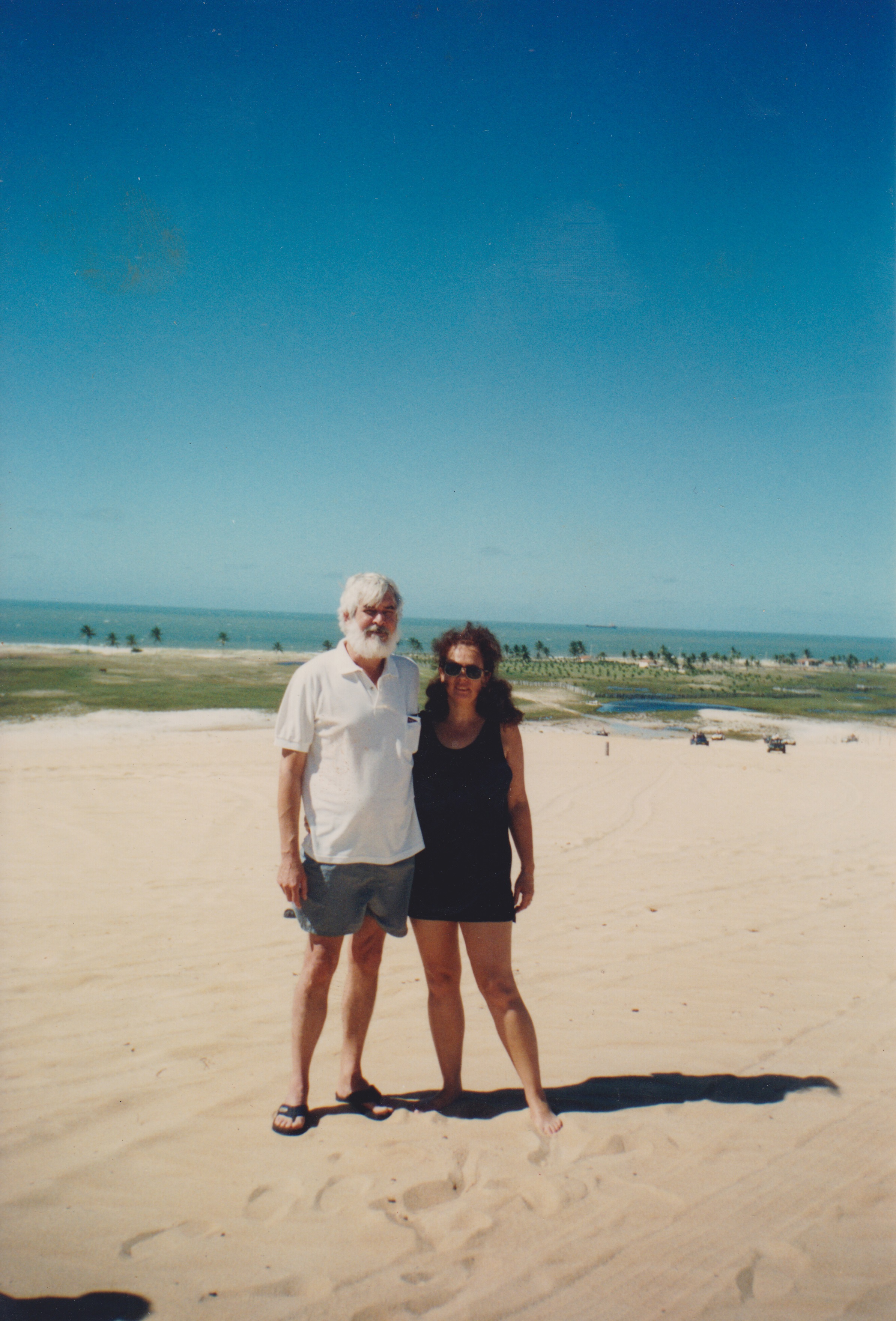 José Flávio e Silvana em uma viagem de férias que fizeram com amigos. Foi a viagem mais distante que eles fizeram, porque José Flávio não gostava de viajar de avião.