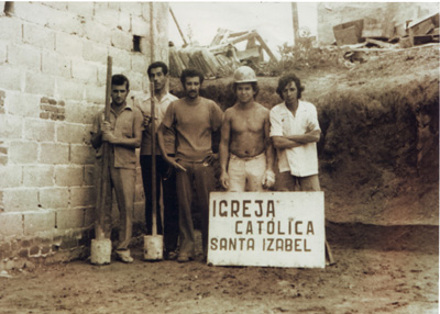 Construção da Igreja de Santa Izabel e São Benedito, no bairro de Jd. Irene