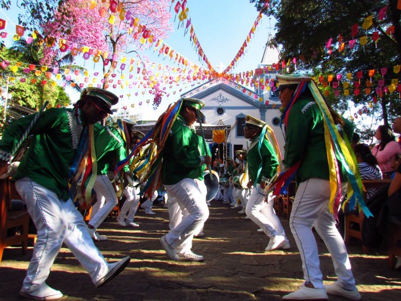 Foto que tirei da Festa do Rosário Penha com Congada Santa Ifigência