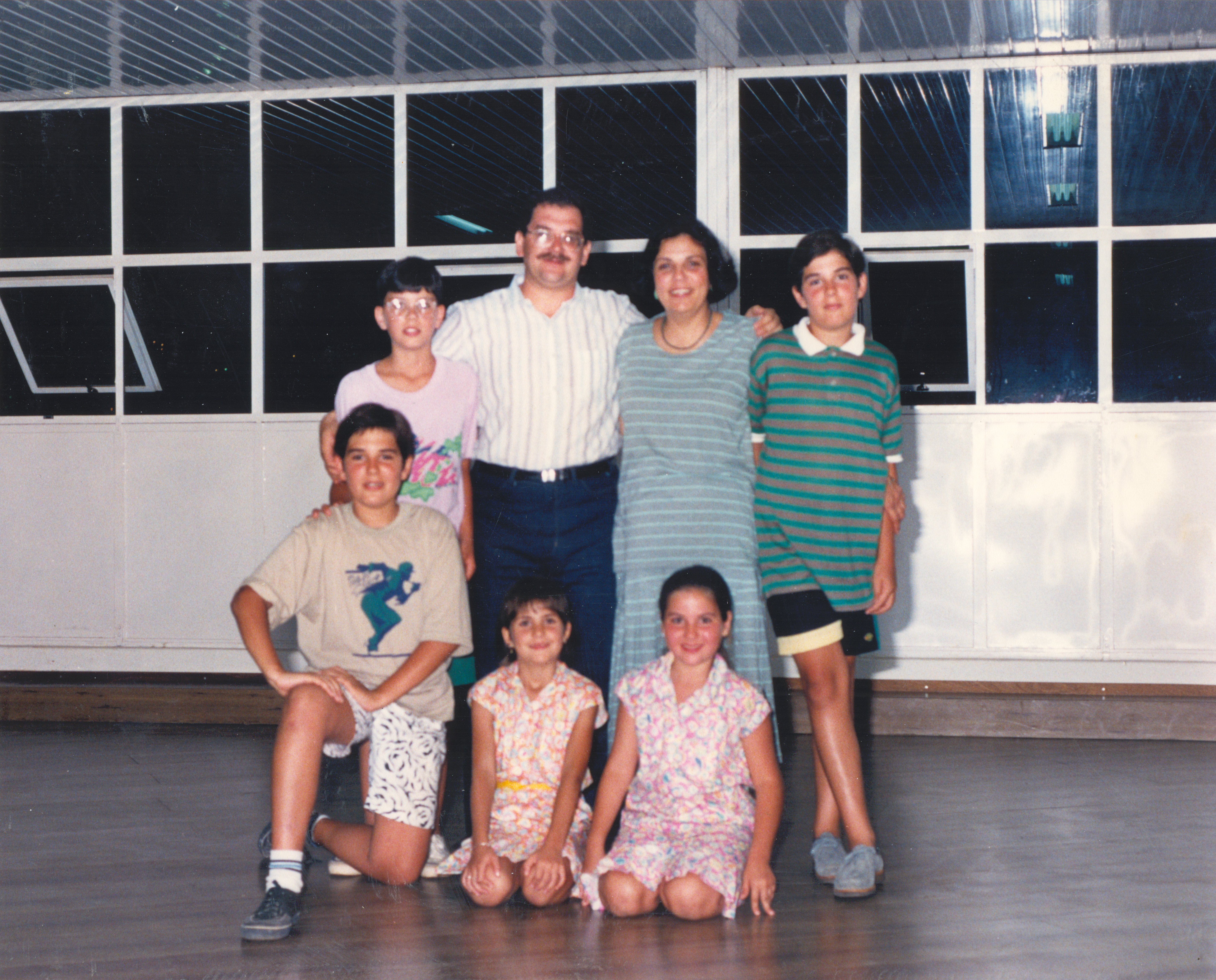 Cleide e o marido Duílio em férias com os filhos e sobrinhos.