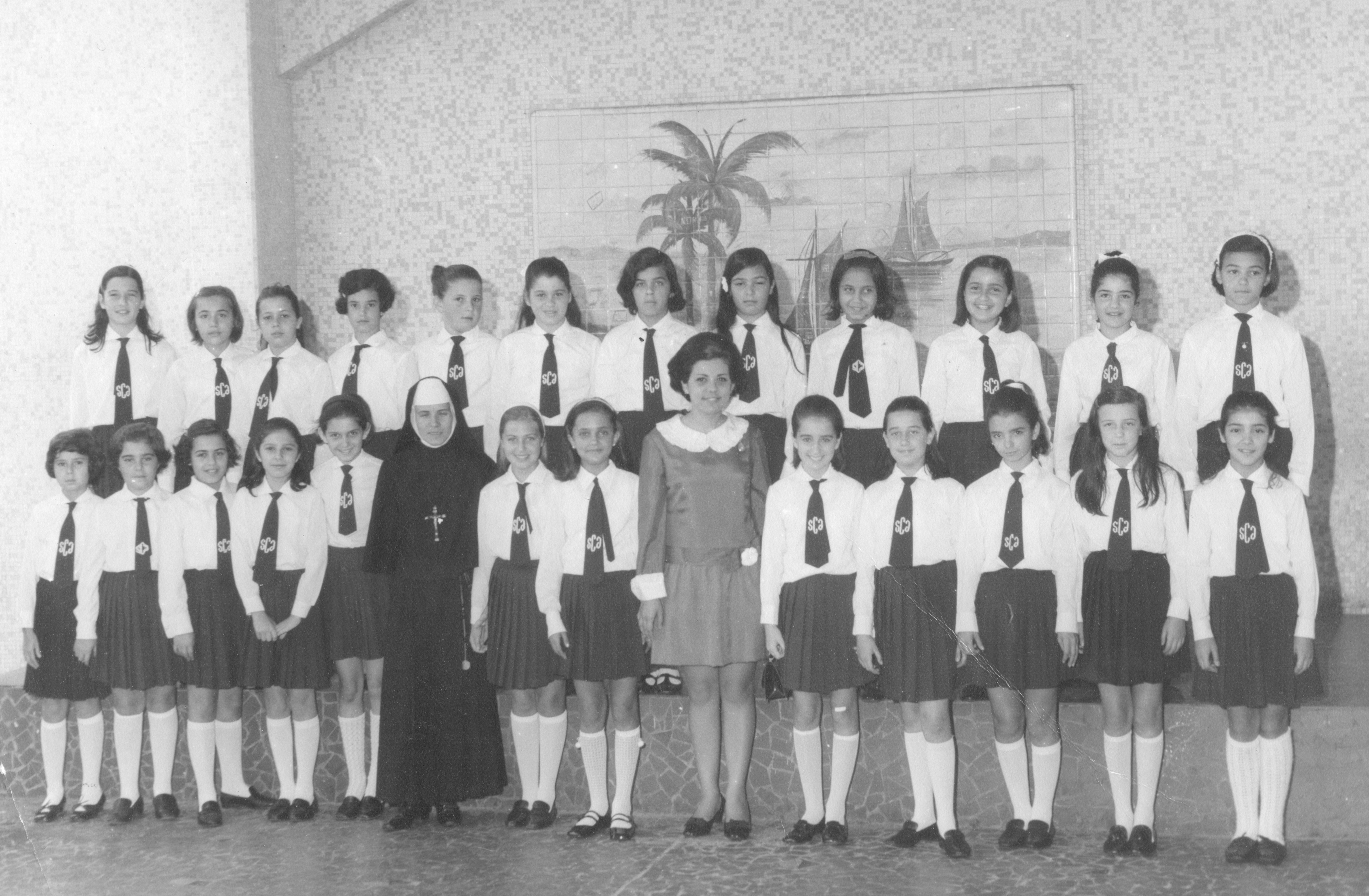 Professora Cleide com sua turma da 4ª série de 1967.