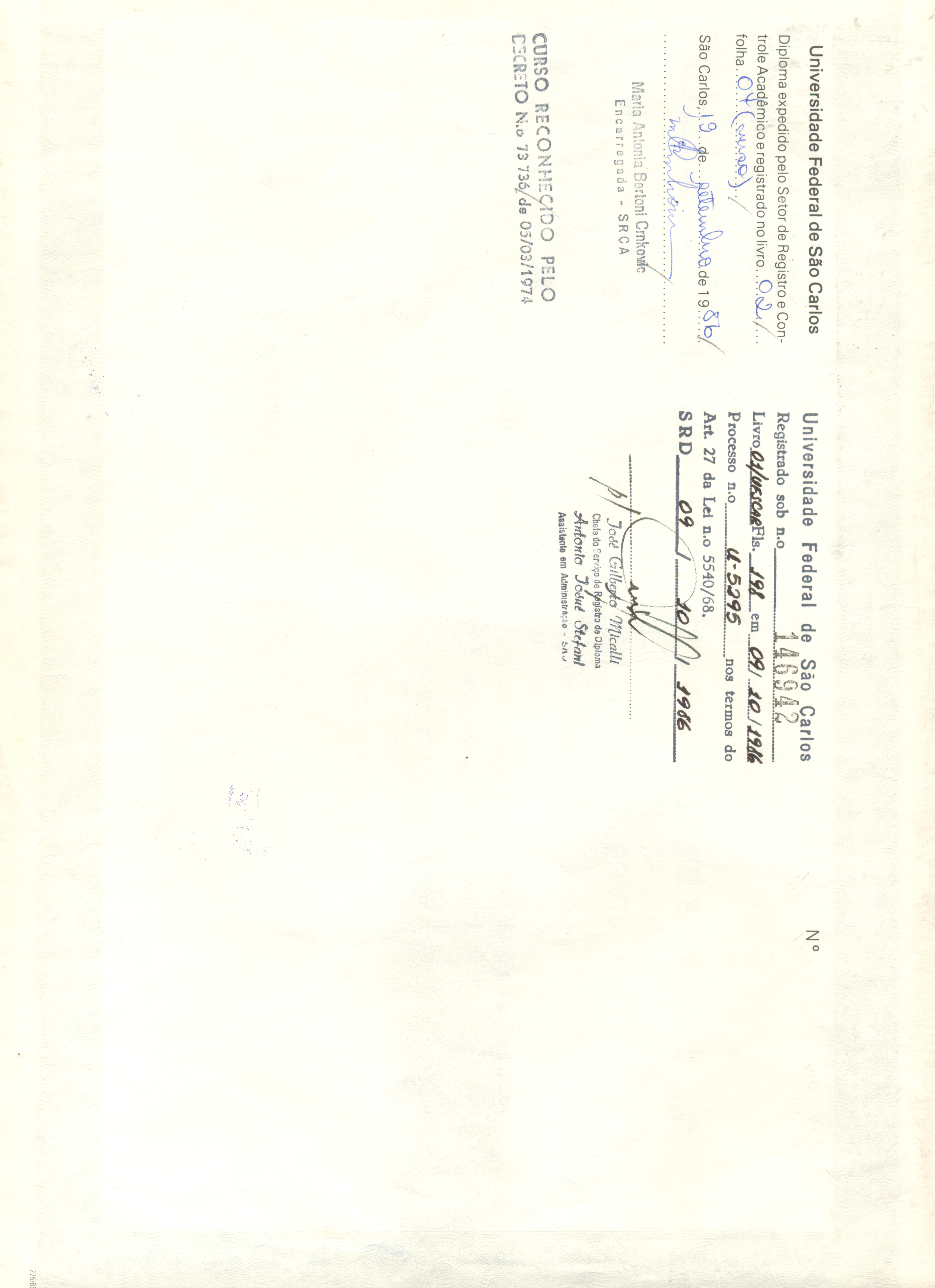 Verso do diploma de Osvaldo, formado em Física pela UFSCAR.
