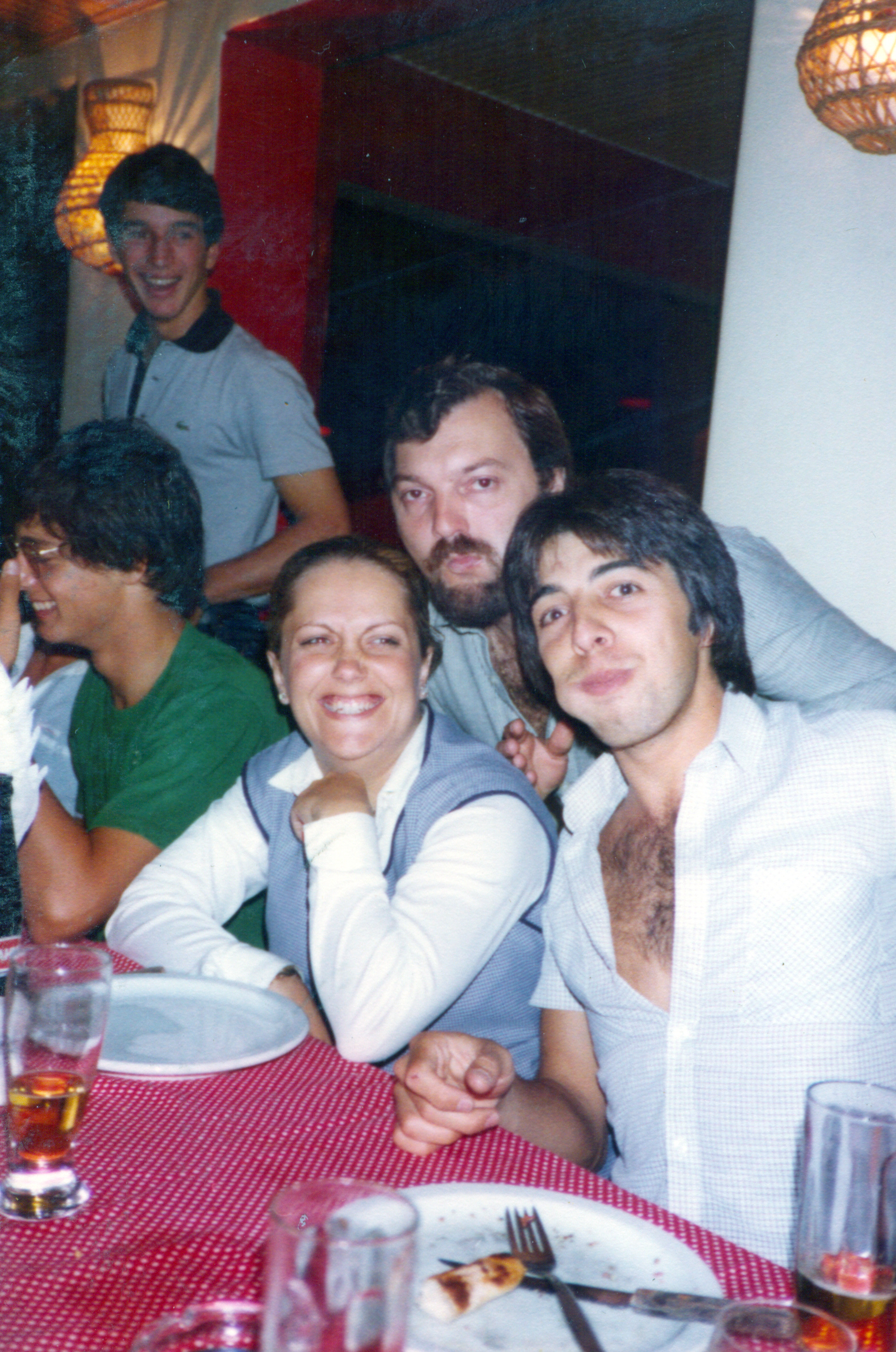 Jantar mensal para definição do jantar de fim de ano.