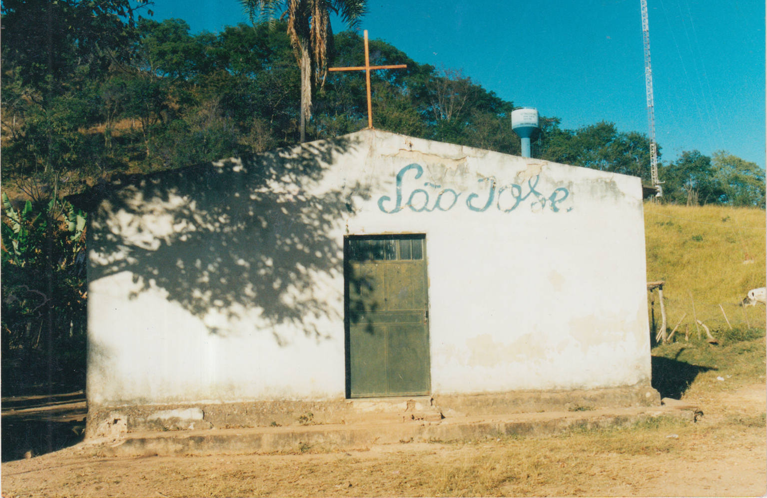 Imagem da igreja Capela São José antes da reforma.