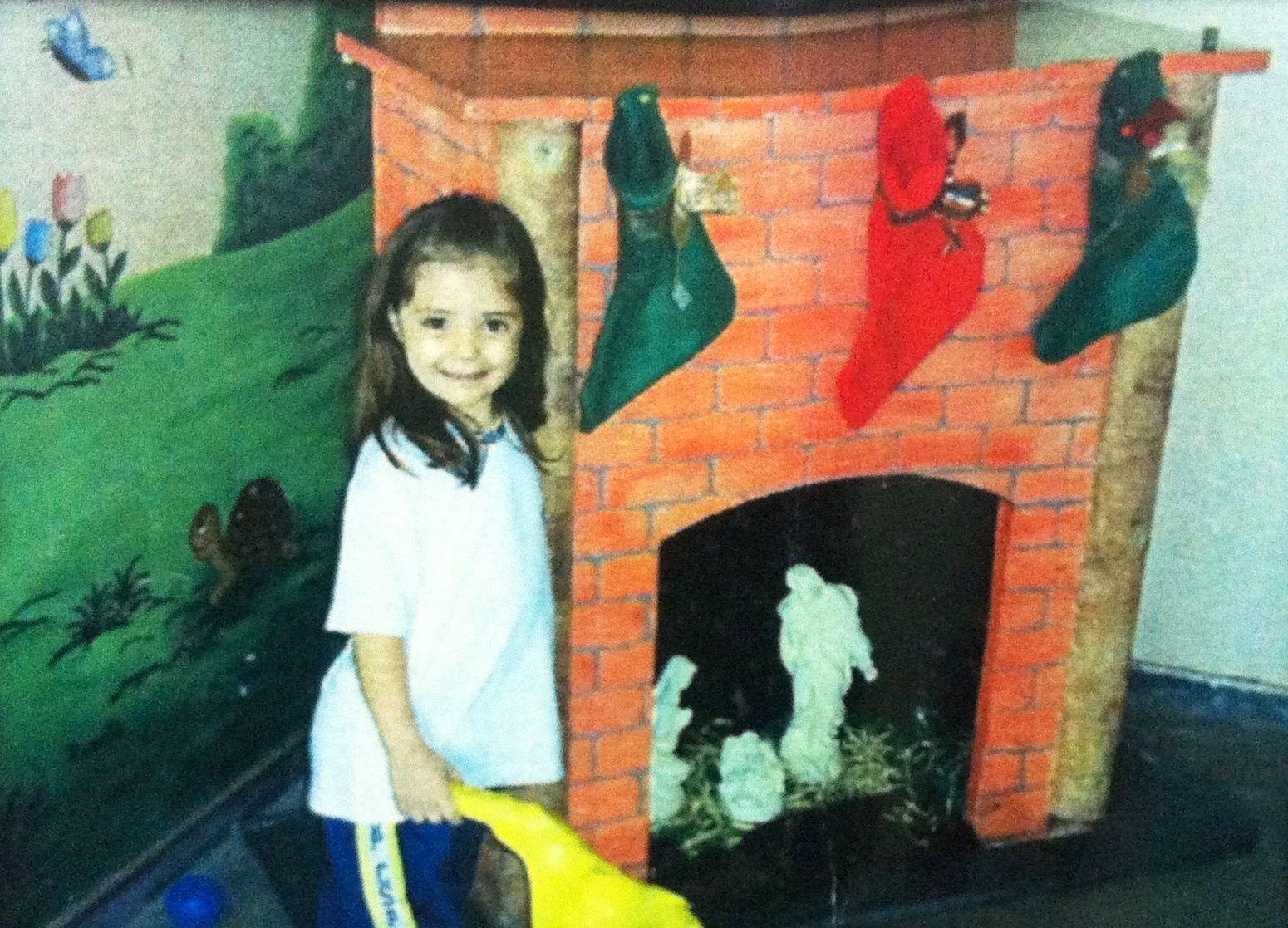 AUTOBIOGRAFIA - AMANDA RIBEIRO DA GLORIA