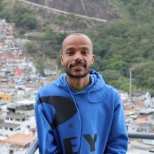 A Rocinha pelo olhar crítico de Renato Errejota: a fotografia como voz da alma.