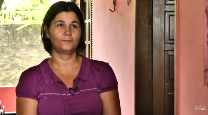 "Por que não, uma mulher pescando no mar?"