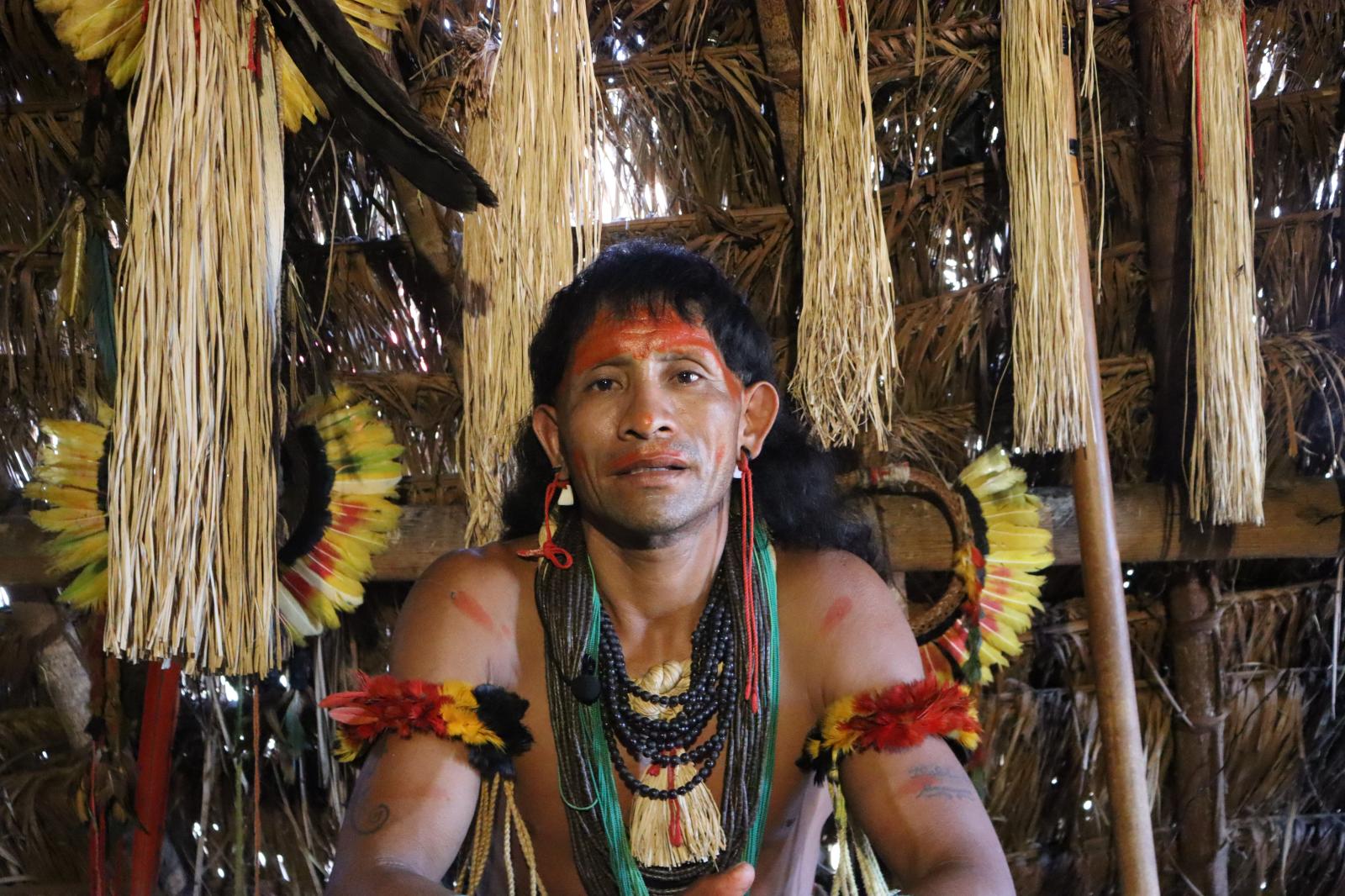 Enoti Otokowene Holi - Aventuras na cidade