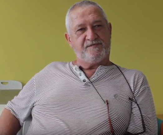 Fomos nadar na lagoa e levaram nossas roupas