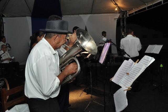 Sr. Dédinho a arte da marcenaria e a Música