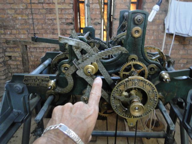 Este relógio eu restaurei em 2013, ficou parado 13 anos ás 07:43