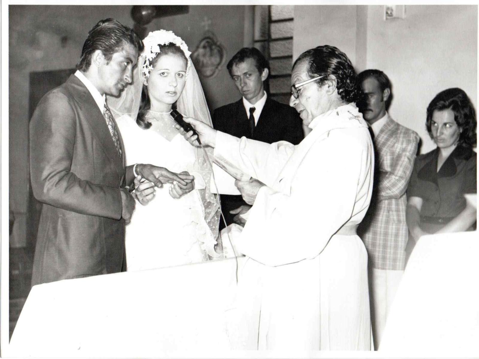 "o meu casamento foi uma comédia!"