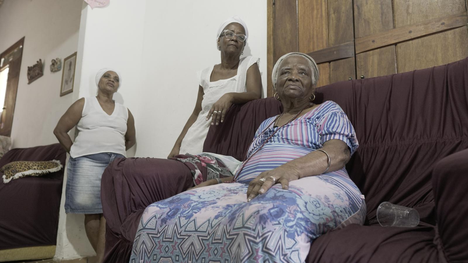 "A primeira doutora honoris causa da Cachoeira sou eu!"