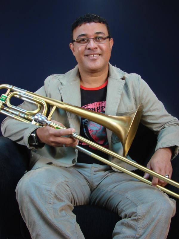 O trombone brasileiro de Renato Farias