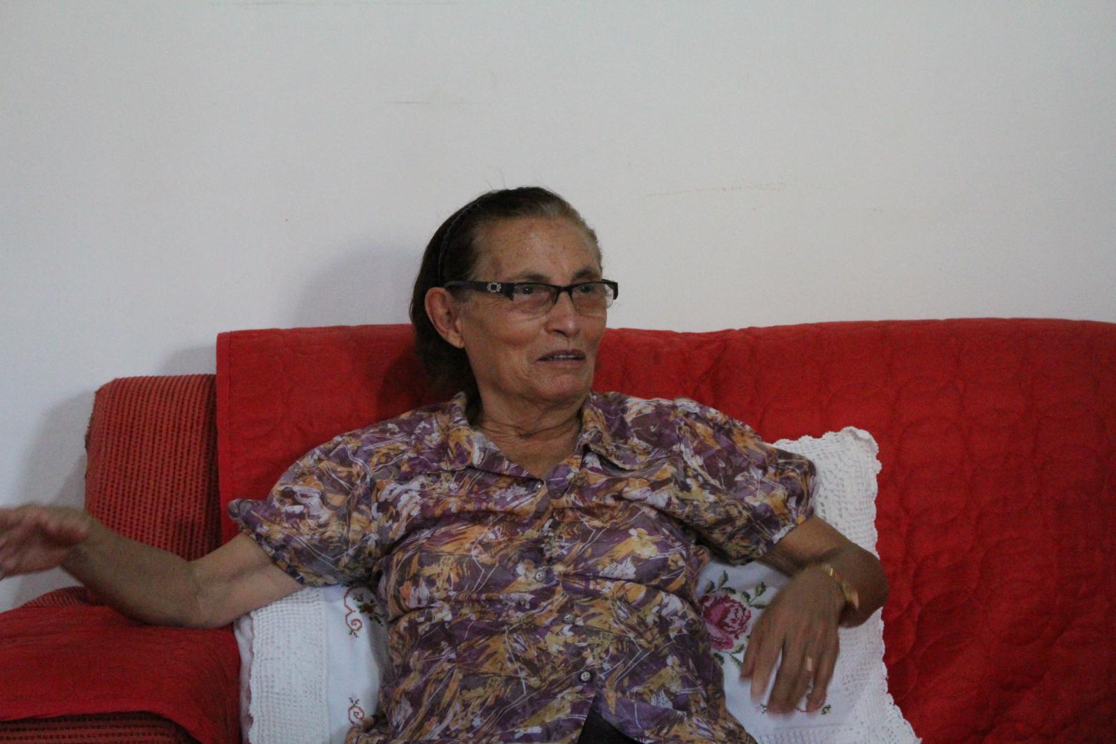 O povo ainda nos enxerga como políticos